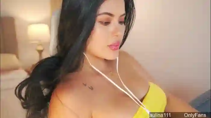 mia_paulina