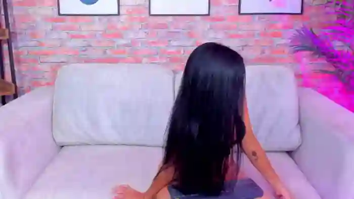 sarah-and-nicolle