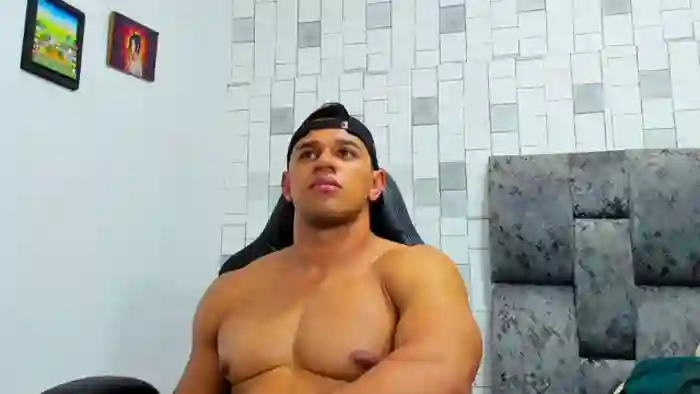 aaron-velour