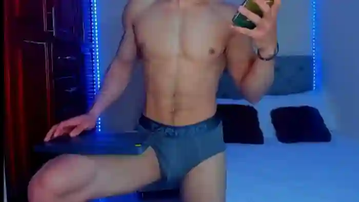travis-lewis