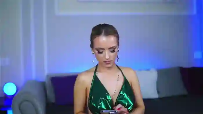 ava-reeves