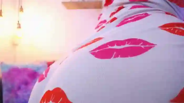 mia-geller