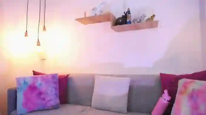 mia-geller