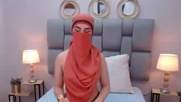 aliah-manzur