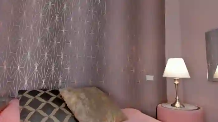 chloe-bonnet