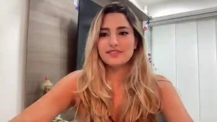 bella-jonnes