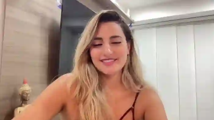 bella-jonnes