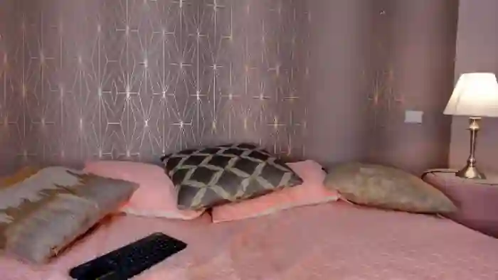 chloe-bonnet