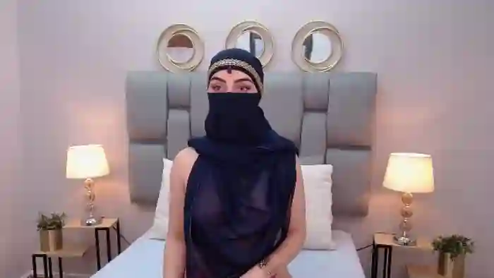 aliah-manzur