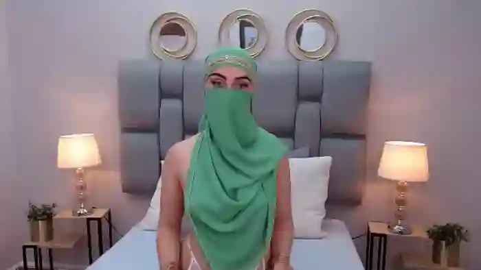 aliah-manzur