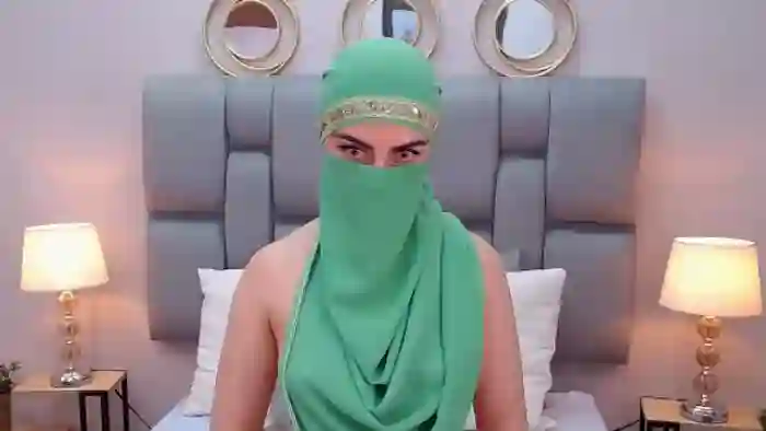 aliah-manzur