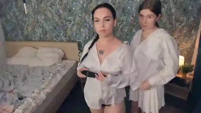 queenie-hartford-and-odelyna-hendry