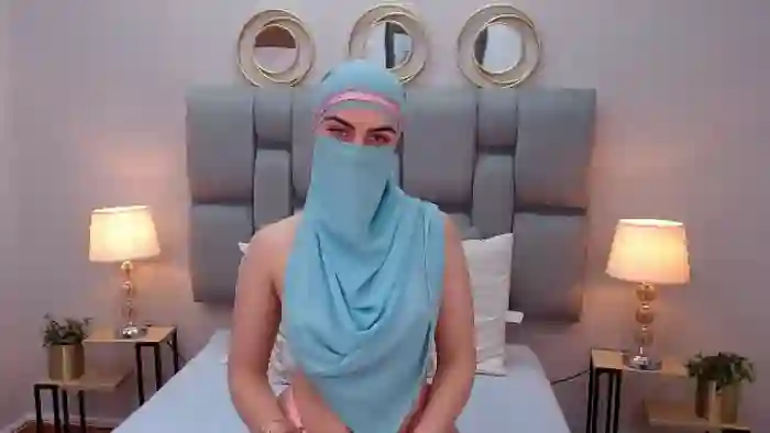 aliah-manzur