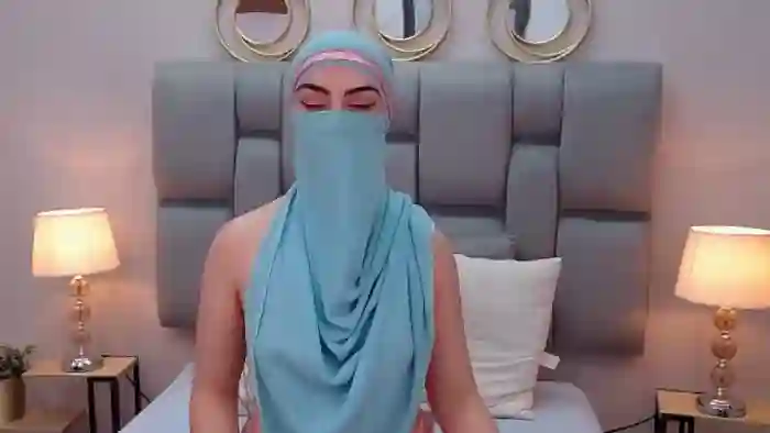 aliah-manzur