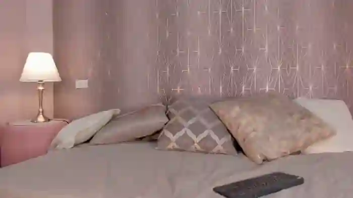 chloe-bonnet