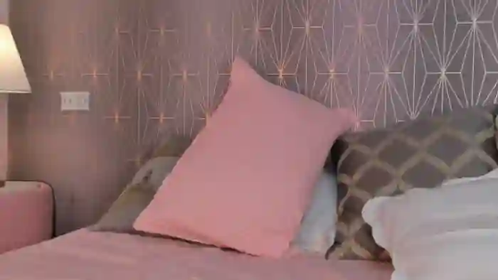 chloe-bonnet