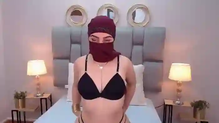 aliah-manzur