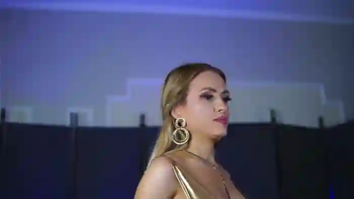 ava-reeves