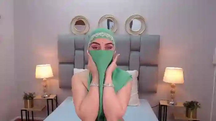 aliah-manzur