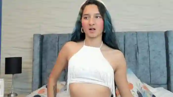 caitlyn-blue