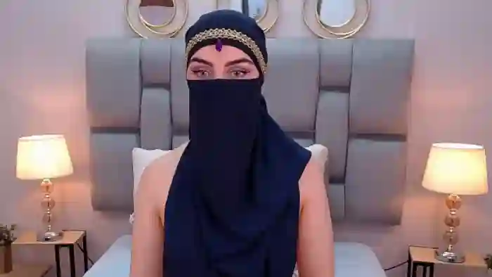 aliah-manzur