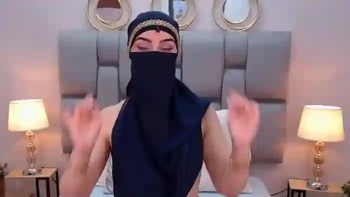 aliah-manzur