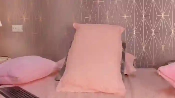 chloe-bonnet