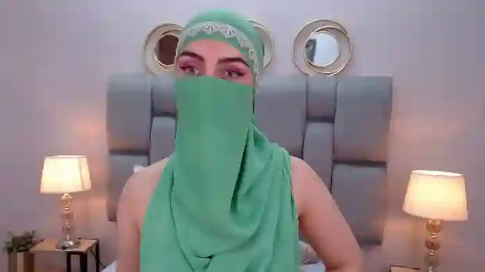 aliah-manzur
