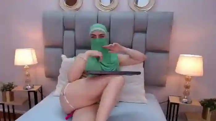 aliah-manzur