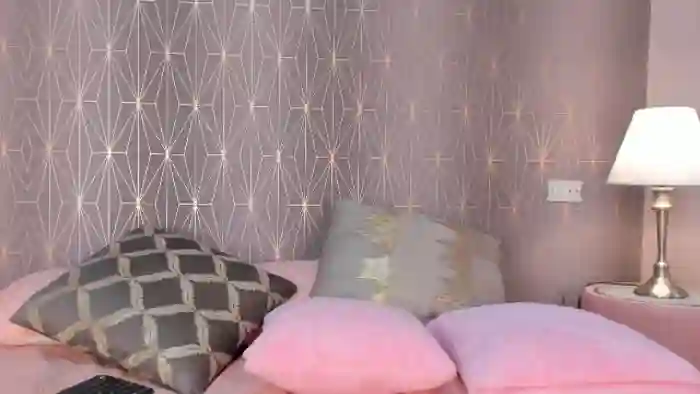 chloe-bonnet