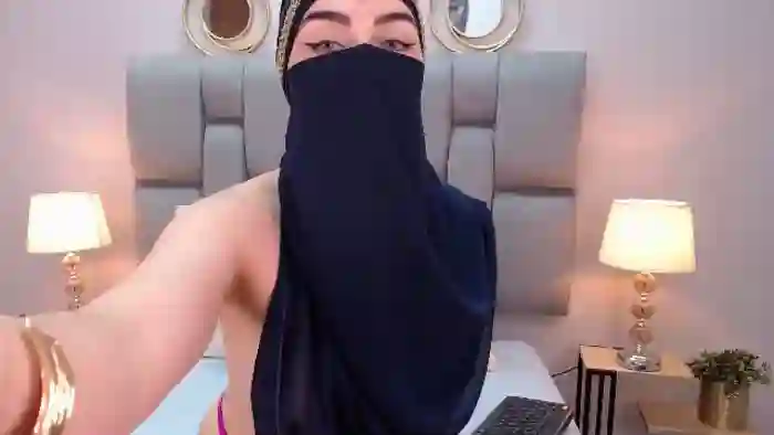 aliah-manzur