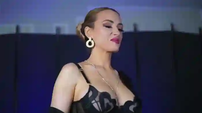 ava-reeves