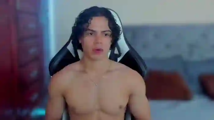 travis-lewis