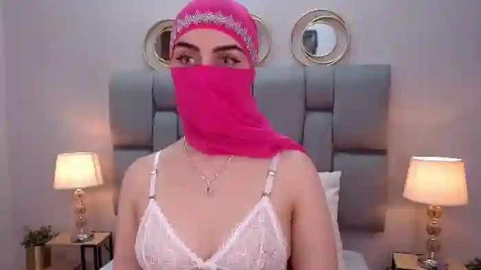 aliah-manzur