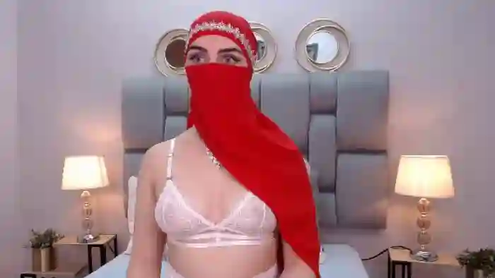 aliah-manzur