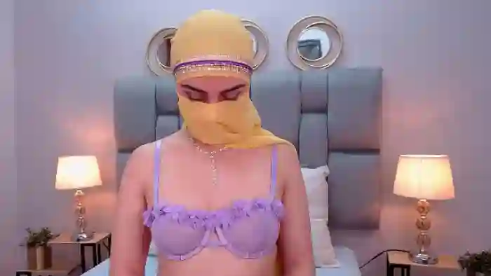 aliah-manzur