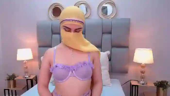 aliah-manzur
