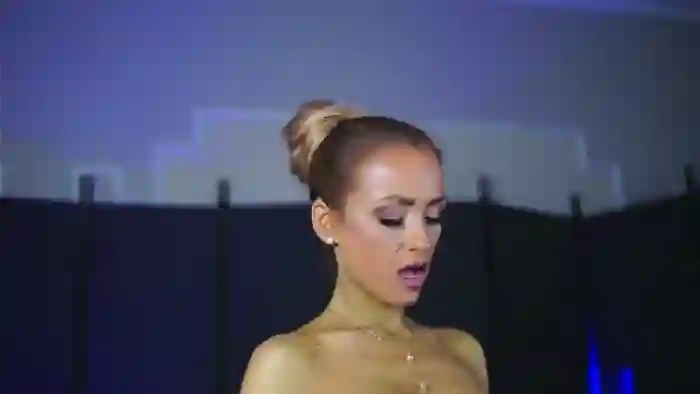 ava-reeves