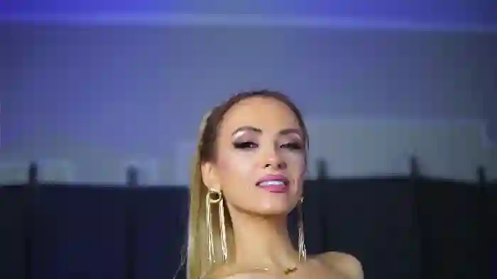 ava-reeves