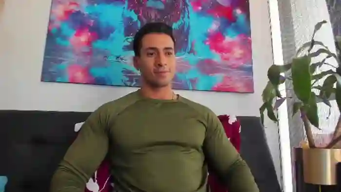aaron-strong