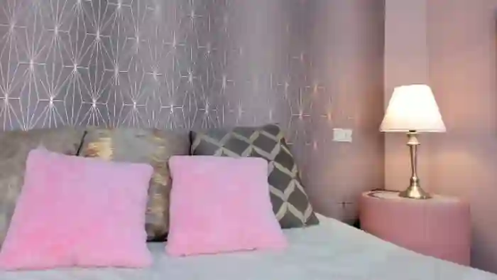 chloe-bonnet