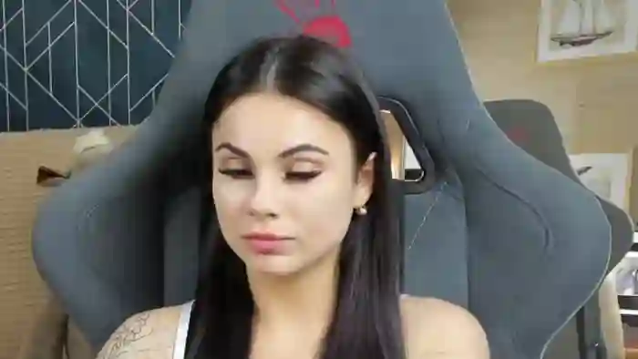 emma-cutem
