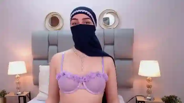 aliah-manzur