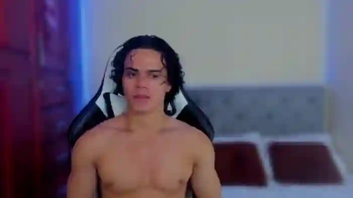 travis-lewis