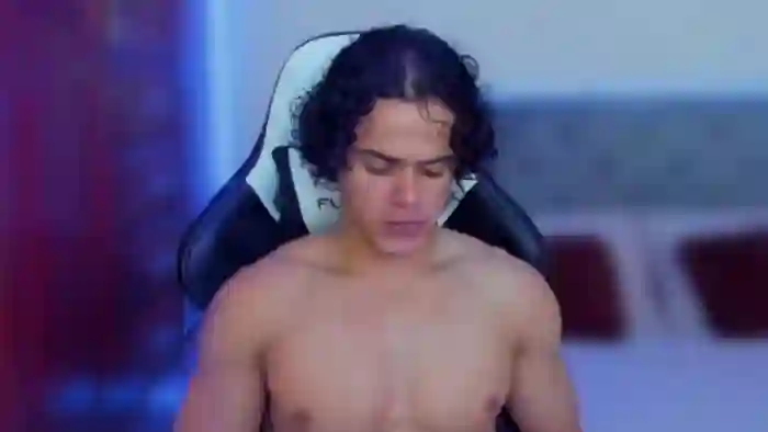 travis-lewis