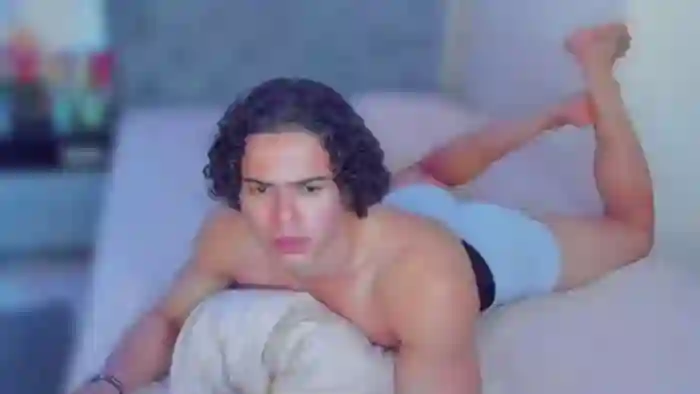 travis-lewis