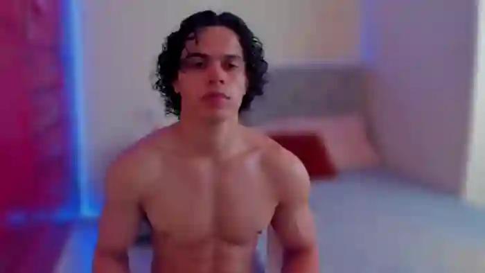 travis-lewis