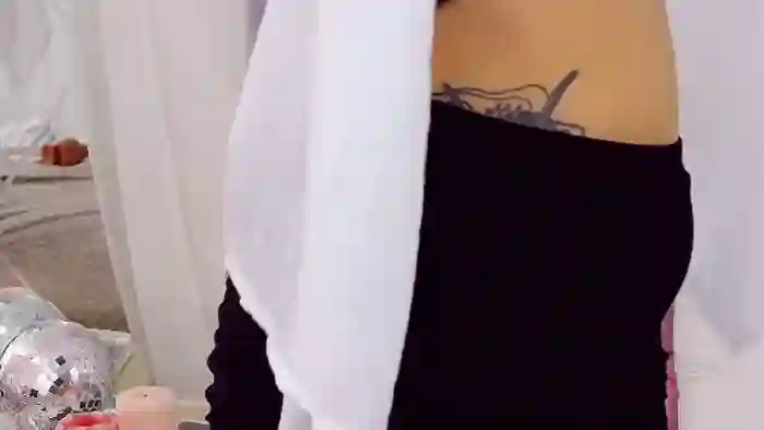 zoe-niickels