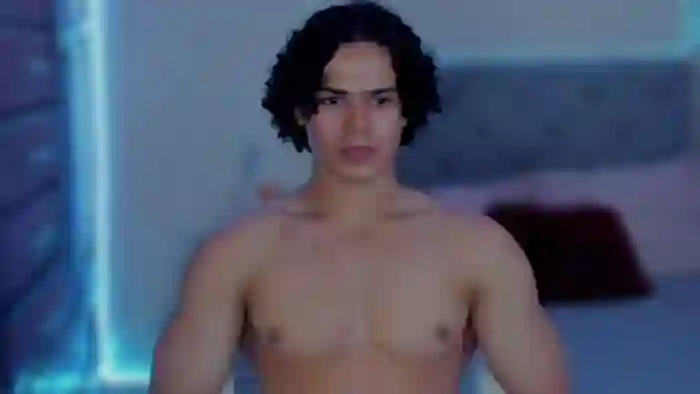 travis-lewis
