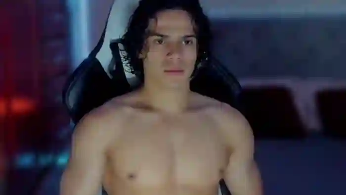 travis-lewis